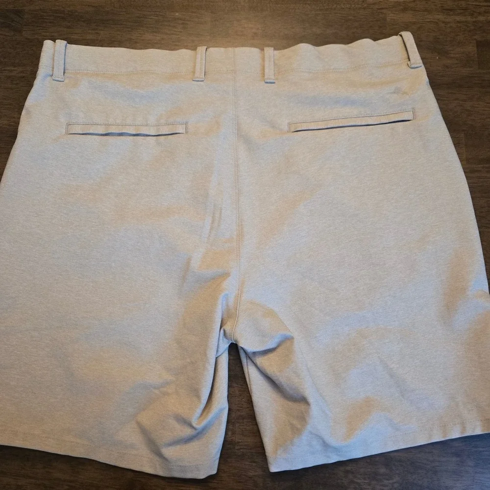 Tommy Bahama Boracay Performance Shorts Mens 38 Khaki Tan Stretch Golf 8.5in - Picture 2 of 9